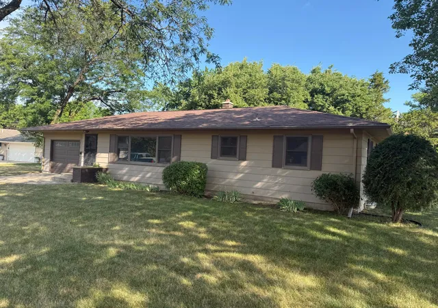 Photo 24 of Single family home for sale at 309 Fallwood Rd, Redwood Falls, MN 56283 | MLS# 7114004 | Listing updated on 2026-07-28