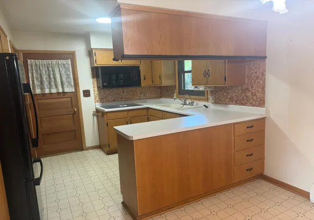 Photo 2 of Single family home for sale at 309 Fallwood Rd, Redwood Falls, MN 56283 | MLS# 7114004 | Listing updated on 2026-07-28