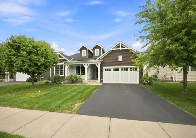 Photo 1 of Single family home for sale at 8270 Arrowwood Ln N, Maple Grove, MN 55369 | MLS# 7114047 | Listing updated on 2026-10-08