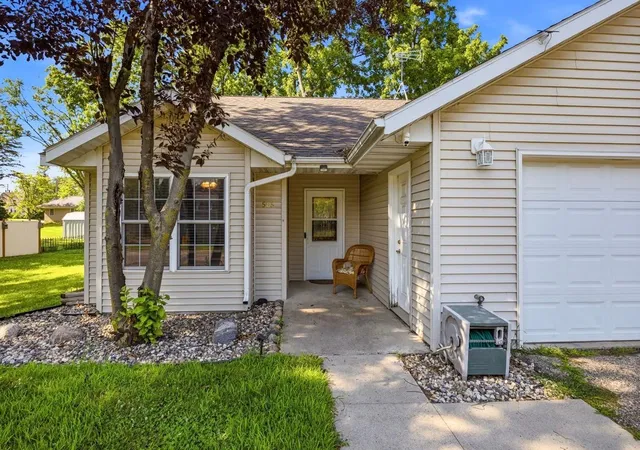 3rd image of 505 Simon Ave W, Dassel, MN 55325 | MLS# 7114067