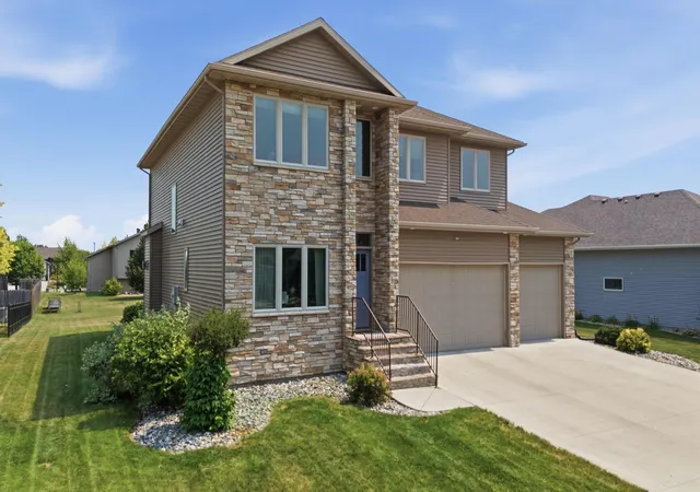 Photo 3 of Single family home for sale at 6282 Martens Way S, Fargo, ND 58104 | MLS# 7114078 | Listing updated on 2026-10-27