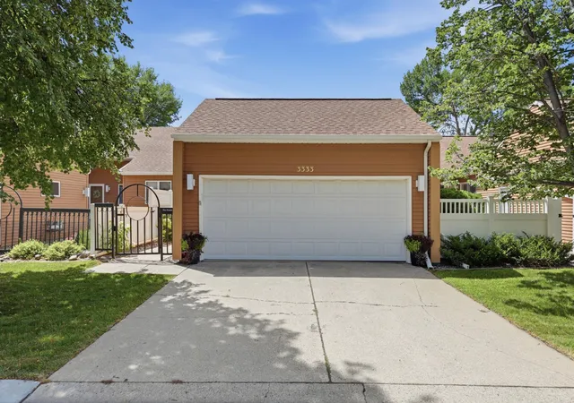 Photo 1 of Sale Pending at 3333 W Prairiewood Dr S, Fargo, ND 58103 | MLS# 7114082 | Listing updated on 2026-08-22