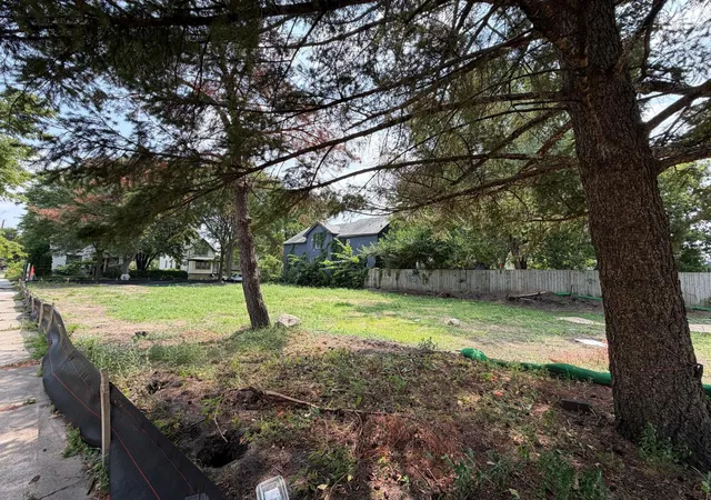 Photo 2 of Land for sale at 2500 16th Avenue S, Minneapolis, MN 55404 | MLS# 7114086 | Listing updated on 2026-09-08