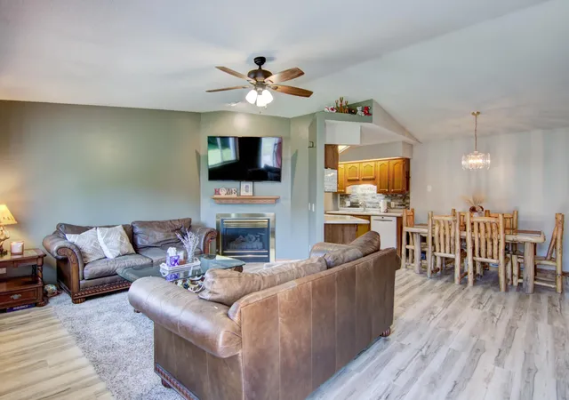 5th image of 2904 Schabacker Ct #D, Menomonie, WI 54751 | MLS# 7114096