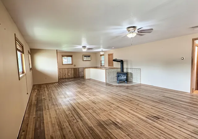 2nd image of 202 Maple Ave S, Maple Lake, MN 55358 | MLS# 7114154