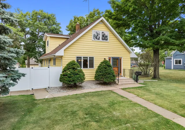 5th image of 431 4Th Ave Sw, Cambridge, MN 55008 | MLS# 7114164
