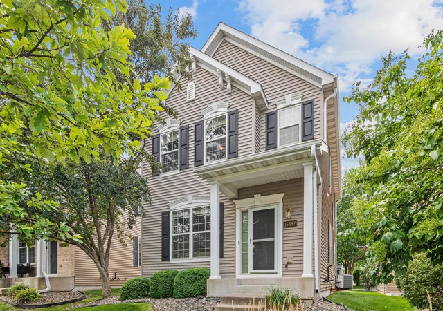 1st image of 15587 Crab Apple Ln, Eden Prairie, MN 55347 | MLS# 7114170