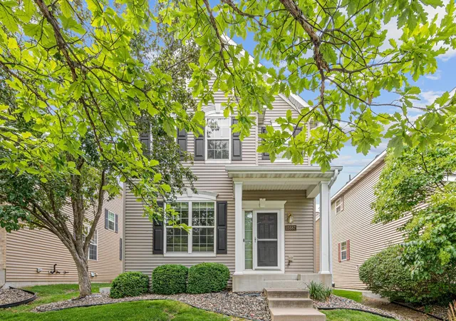 2nd image of 15587 Crab Apple Ln, Eden Prairie, MN 55347 | MLS# 7114170