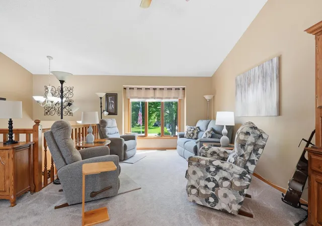 4th image of 10760 Kumquat St Nw, Minneapolis, MN 55448 | MLS# 7114270