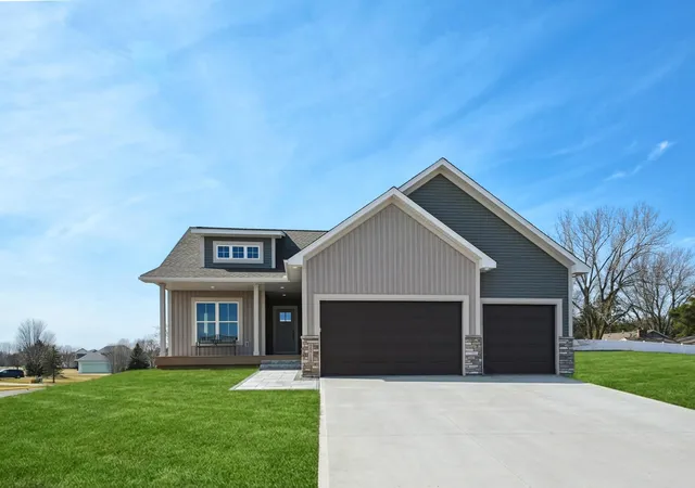2nd image of 19719 Brooklyn Trl, Farmington, MN 55024 | MLS# 7114277