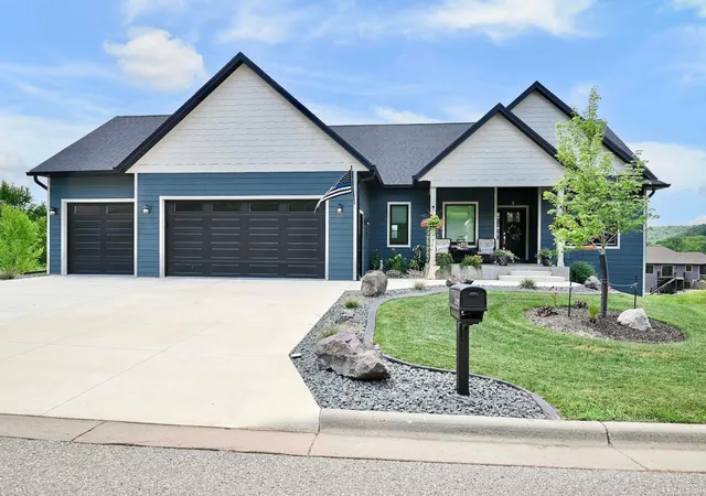 Photo 2 of Single family home for sale at 166 Rimrock Rd, Rollingstone, MN 55969 | MLS# 7114286 | Listing updated on 2026-09-07