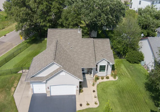 Photo 3 of Single family home for sale at 15235 Yellow Pine St Nw, Andover, MN 55304 | MLS# 7114317 | Listing updated on 2026-10-09