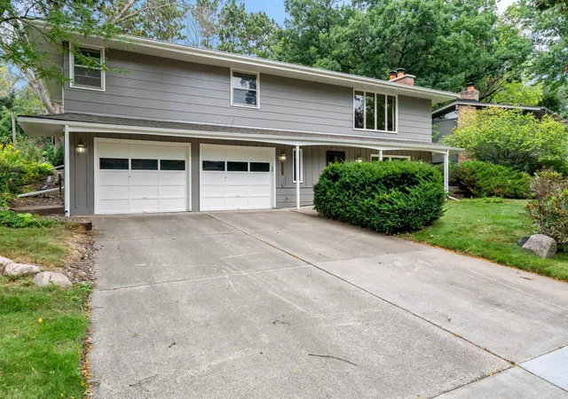 Photo 1 of Single family home for sale at 5921 Wisconsin Cir N, Minneapolis, MN 55428 | MLS# 7114335 | Listing updated on 2026-09-08