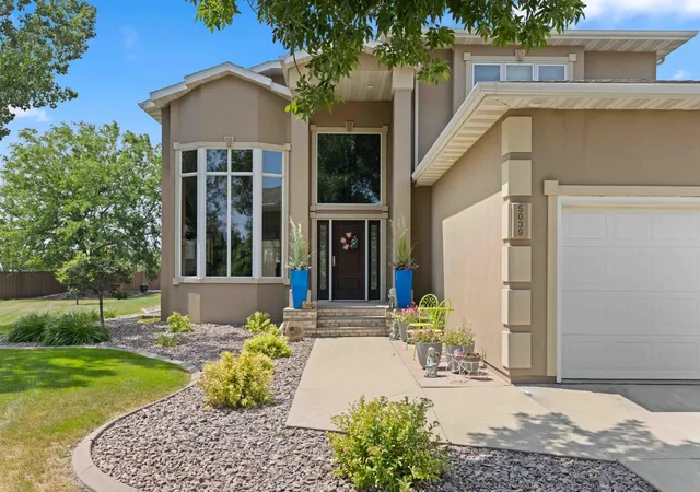 2nd image of 5039 Rose Creek Pkwy S, Fargo, ND 58104 | MLS# 7114347