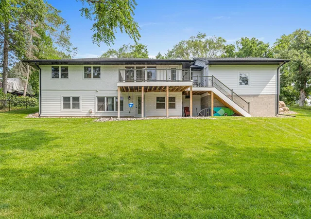 2nd image of 13776 189th Ave Nw, Elk River, MN 55330 | MLS# 7114383