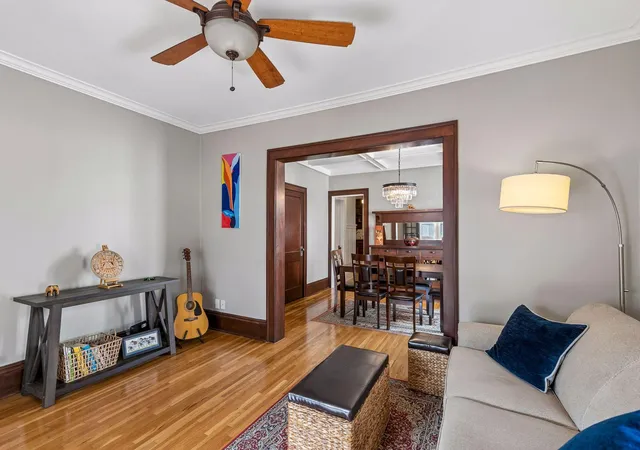 Listing Photo 5 - Condo for sale in building located at 3856 Grand Ave S, Minneapolis, MN 55409 - Unit #3