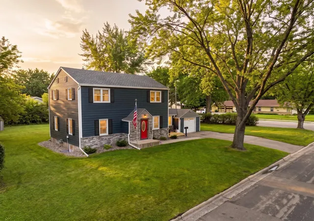 Photo 1 of Single family home for sale at 8141 13th Avenue S, Minneapolis, MN 55425 | MLS# 7114394 | Listing updated on 2026-07-25