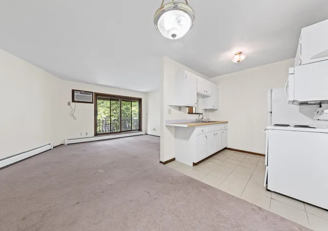 Listing Photo 4 - Condo for sale in building located at 6007 W Broadway Ave, New Hope, MN 55428 - Unit #303