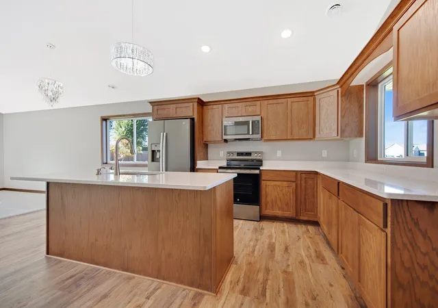 Photo 3 of Single family home for sale at 301 Gateway Pkwy, Osceola, WI 54020 | MLS# 7114410 | Listing updated on 2026-08-27