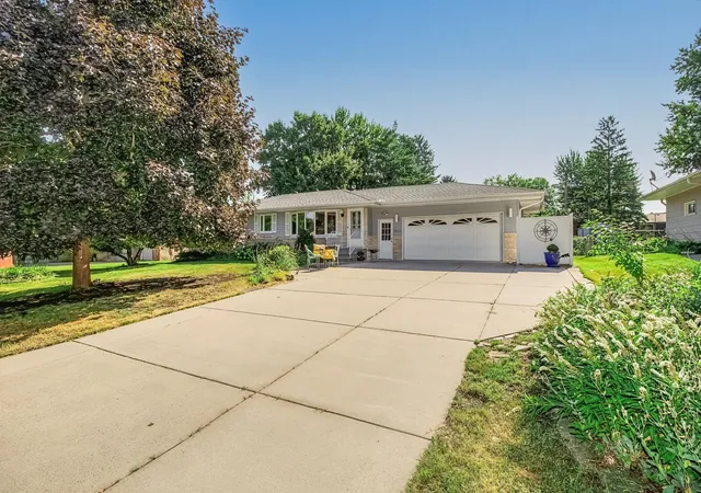1st image of 2842 Marion St, Saint Paul, MN 55113 | MLS# 7114412