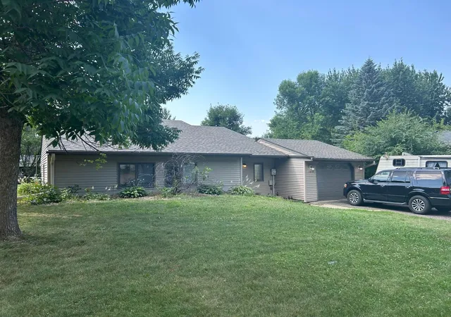 Photo 1 of Single family home for sale at 1014 Benedict Dr, Sauk Rapids, MN 56379 | MLS# 7114416 | Listing updated on 2026-10-09