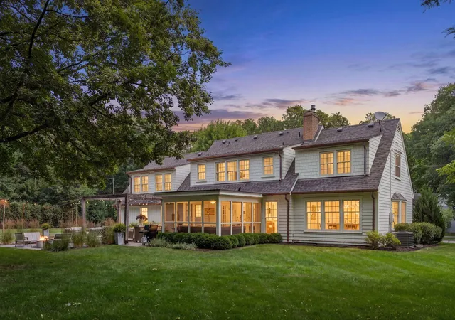 4th image of 18855 Park Ave, Wayzata, MN 55391 | MLS# 7114438