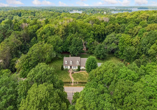 5th image of 18855 Park Ave, Wayzata, MN 55391 | MLS# 7114438