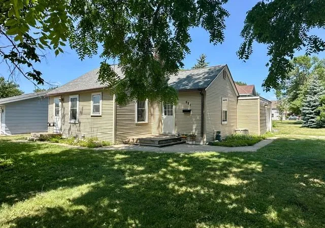 1st image of 521 5th Ave E, Alexandria, MN 56308 | MLS# 7114442