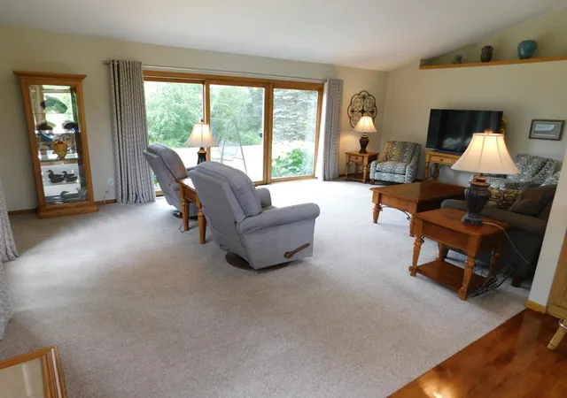 3rd image of 40337 Torchlight Rd, Isle, MN 56342 | MLS# 7114467