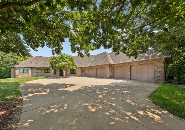 2nd image of 8087 Sw 23rd Ave, Owatonna, MN 55060 | MLS# 7114469