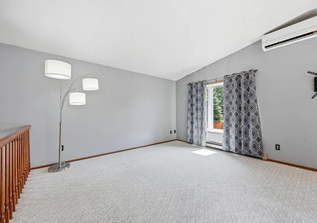 Photo 4 of Single family home for sale at 2523 33rd Avenue S, Moorhead, MN 56560 | MLS# 7114478 | Listing updated on 2026-09-17