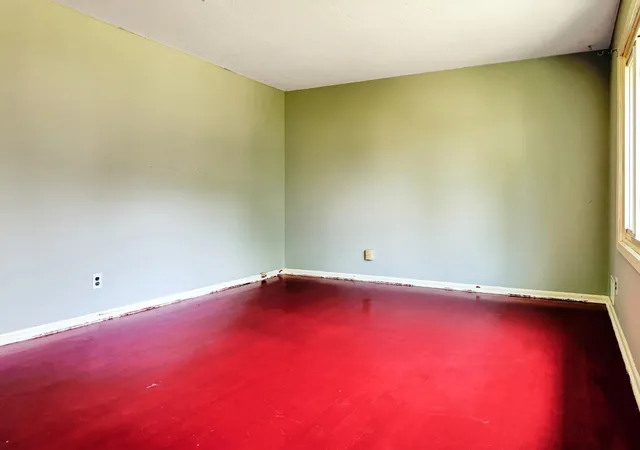 Photo 3 of Sale Pending at 1644 Woodbridge St, Saint Paul, MN 55117 | MLS# 7114510 | Listing updated on 2026-08-04