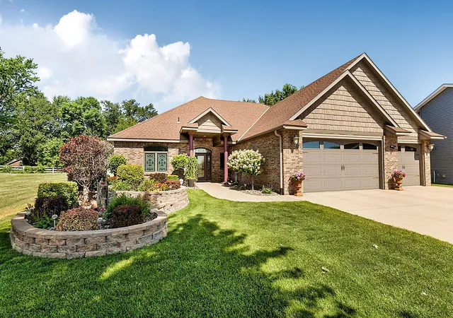 2nd image of 639 18th St Nw, Sauk Rapids, MN 56379 | MLS# 7114546