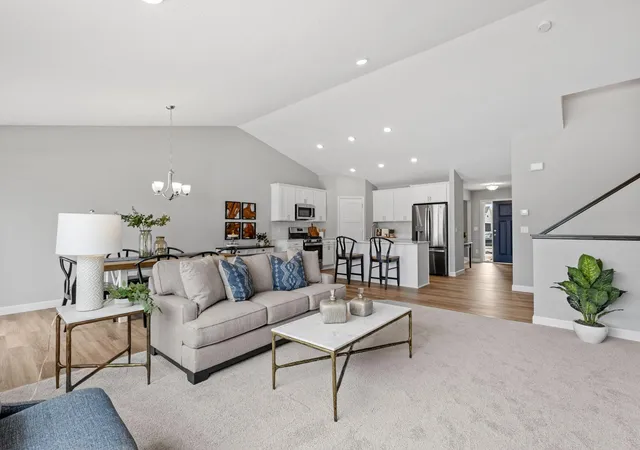 2nd image of 810 Walnut Ct, Hanover, MN 55341 | MLS# 7114562