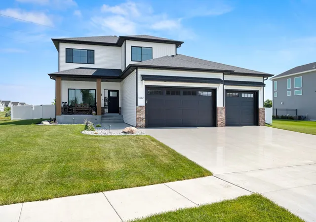 1st image of 6012 31st St S, Fargo, ND 58104 | MLS# 7114569
