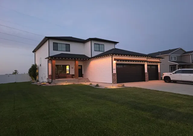 Photo 2 of Single family home for sale at 6012 31st Street S, Fargo, ND 58104 | MLS# 7114569 | Listing updated on 2026-09-05