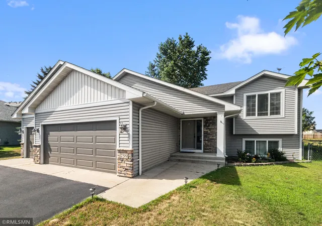 Photo 2 of Single family home for sale at 759 Park Brk Rd Nw, Isanti, MN 55040 | MLS# 7114570 | Listing updated on 2026-09-21