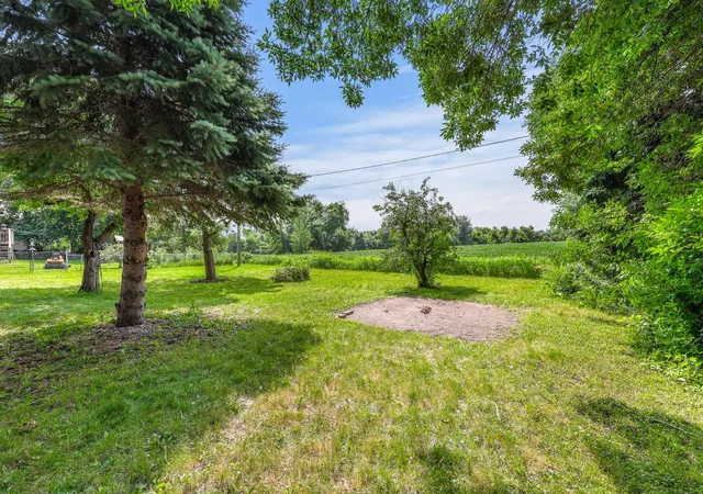 Photo 3 of Single family home for sale at 620 Nelson Blvd, Montrose, MN 55363 | MLS# 7114585 | Listing updated on 2026-10-08