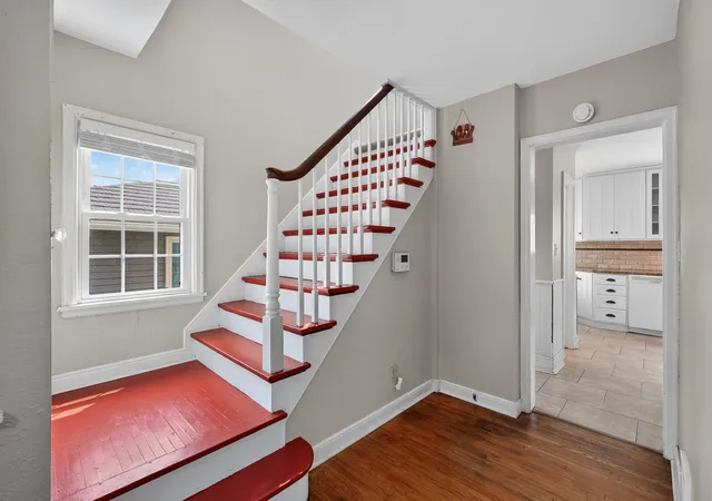 Photo 4 of Single family home for sale at 760 Nebraska Ave E, Saint Paul, MN 55106 | MLS# 7114587 | Listing updated on 2026-10-19