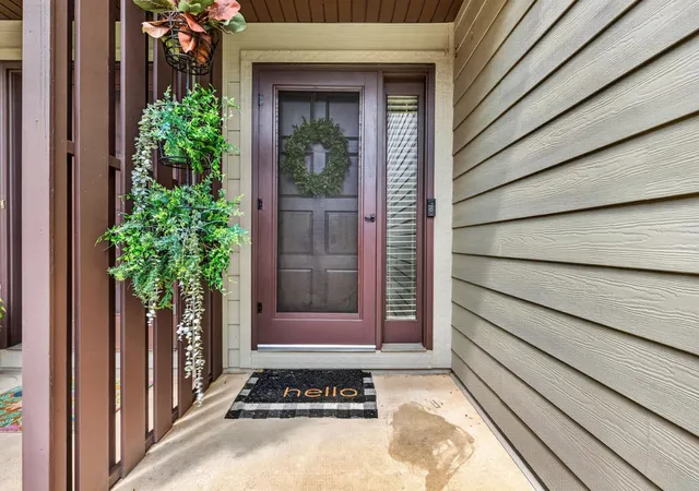 Photo 2 of Single family home for sale at 13315 Morgan Ave S, Burnsville, MN 55337 | MLS# 7114654 | Listing updated on 2026-08-31