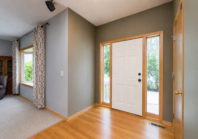 4th image of 17670 Fortune Trl, Farmington, MN 55024 | MLS# 7114663
