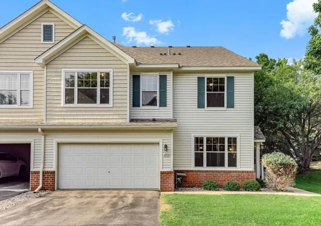 1st image of 1713 Countryside Dr, Shakopee, MN 55379 | MLS# 7114674