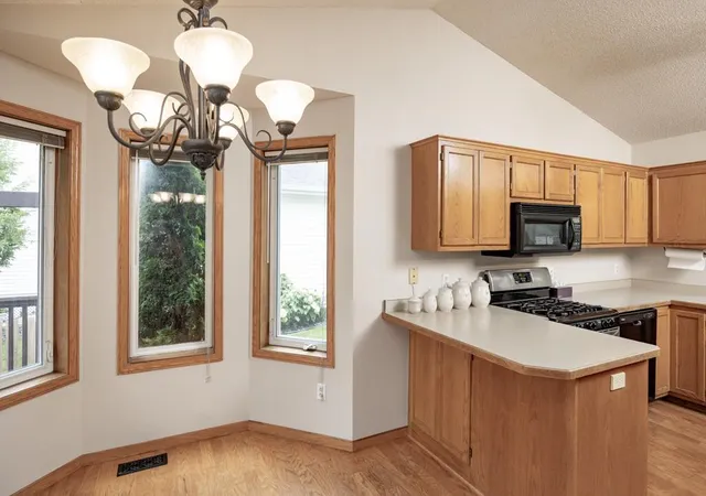 5th image of 18122 Eventide Wy, Farmington, MN 55024 | MLS# 7114726