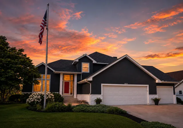 Photo 3 of Sale Pending at 10575 52nd Avenue N, Minneapolis, MN 55442 | MLS# 7114727 | Listing updated on 2026-09-01