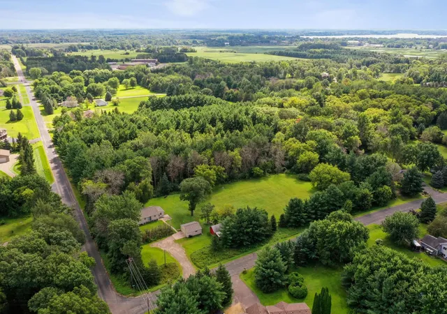 2nd image of 24981 Field Ave, Forest Lake, MN 55025 | MLS# 7114748