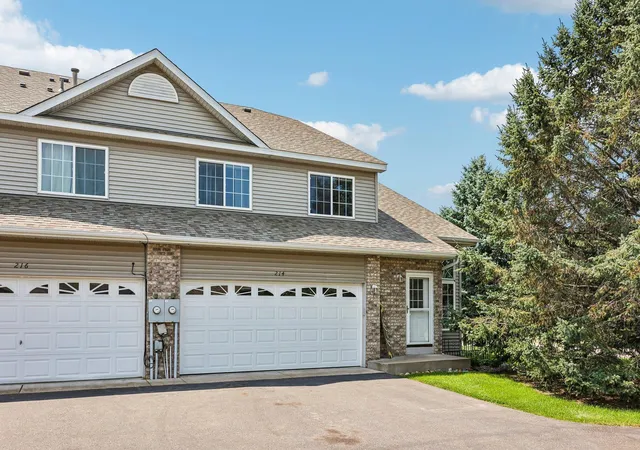 Photo 3 of Single family home for sale at 214 11th Avenue S, Princeton, MN 55371 | MLS# 7114752 | Listing updated on 2026-09-01