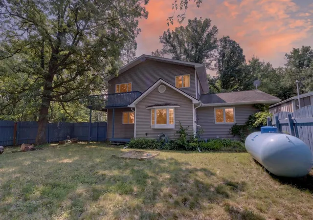 Photo 3 of Single family home for sale at 100 Cedar St, Bigfork, MN 56628 | MLS# 7114754 | Listing updated on 2026-10-04