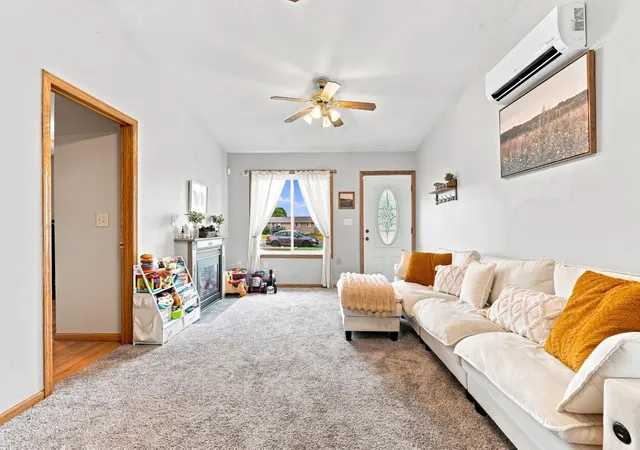 3rd image of 1880 Windmill Dr, Baldwin, WI 54002 | MLS# 7114755
