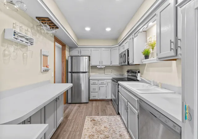 Photo 2 of Single family home for sale at 5662 Royal Oaks Dr, Saint Paul, MN 55126 | MLS# 7114780 | Listing updated on 2026-09-12
