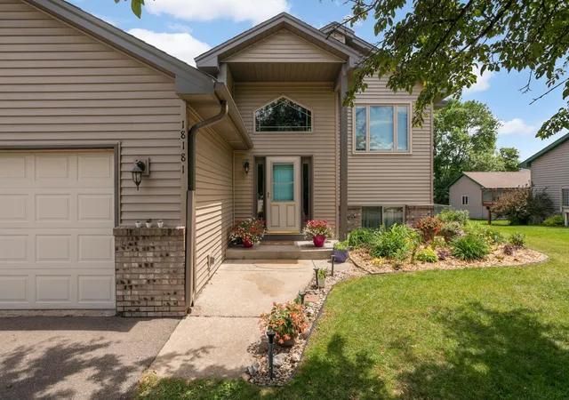 1st image of 18181 Ironton St Nw, Elk River, MN 55330 | MLS# 7114793